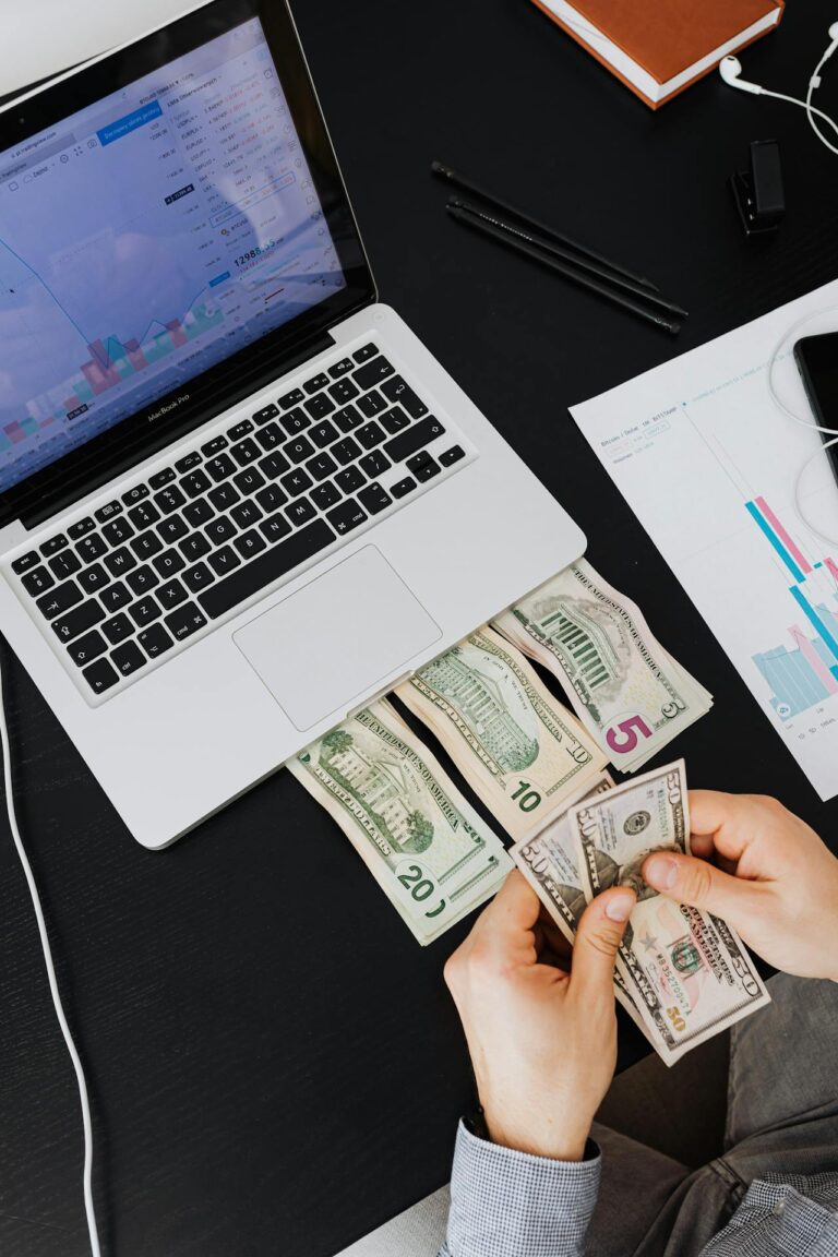What is Affiliate Marketing? A Complite Beginner's Guide